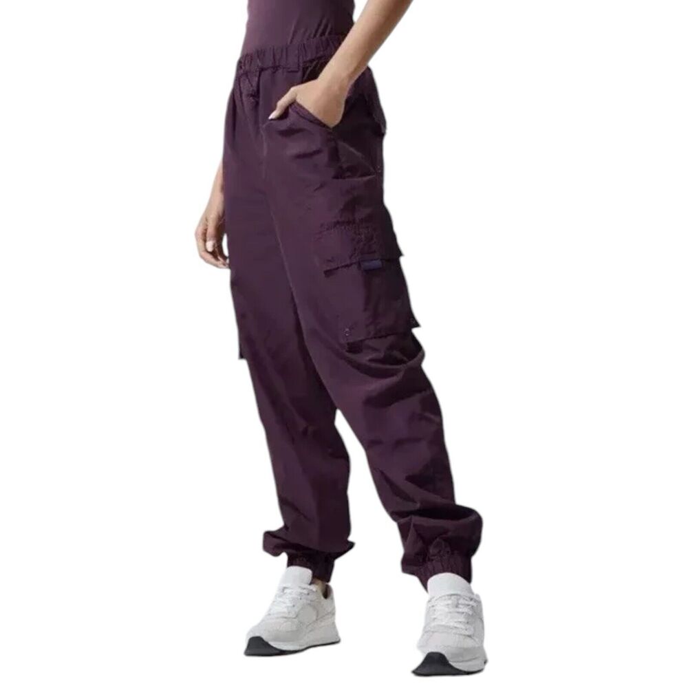 Noli Yoga Gorpcore City Cargo Pants Joggers Women Size Small S Purple WORN ONCE